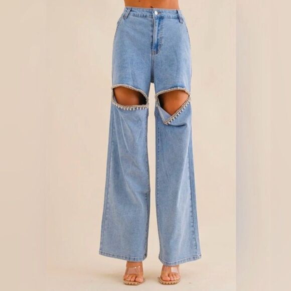 Rhinestone Cutout Jeans NWT - Picture 1 of 5